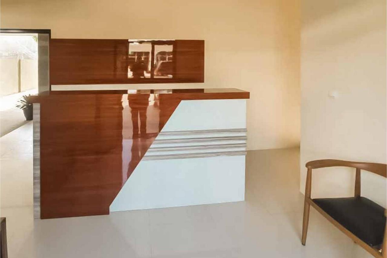 Jatiwangi Syariah Guest House Mitra Reddoorz มาจาเลงกา ภายนอก รูปภาพ